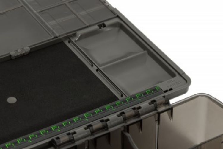 Снимка на Кутия за аксесоари Korda Tackle Box Large