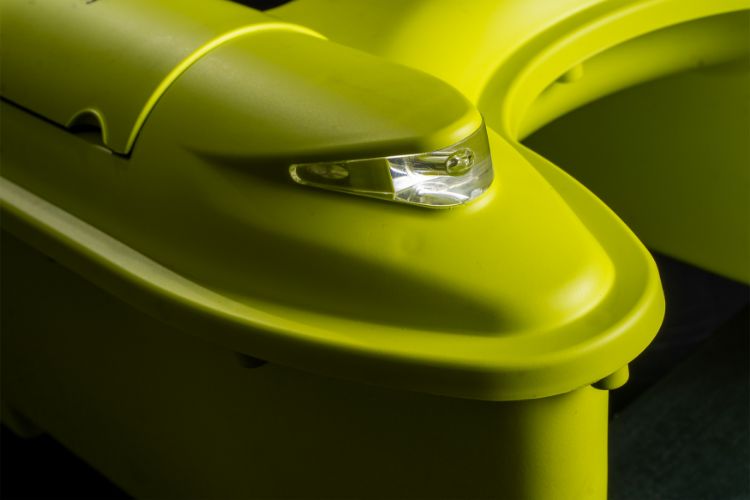 Снимка на Лодка за захранване RidgeMonkey Hunter 750 Bait Boat Hi-Viz / Hi-Viz Echo Edition