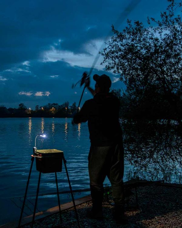 Снимка на Лампа за спод станция Spomb Bucket Light