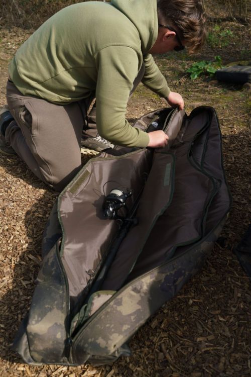 Снимка на Калъф за въдици SOLAR WORLDWIDE 5+ ROD HOLDALL
