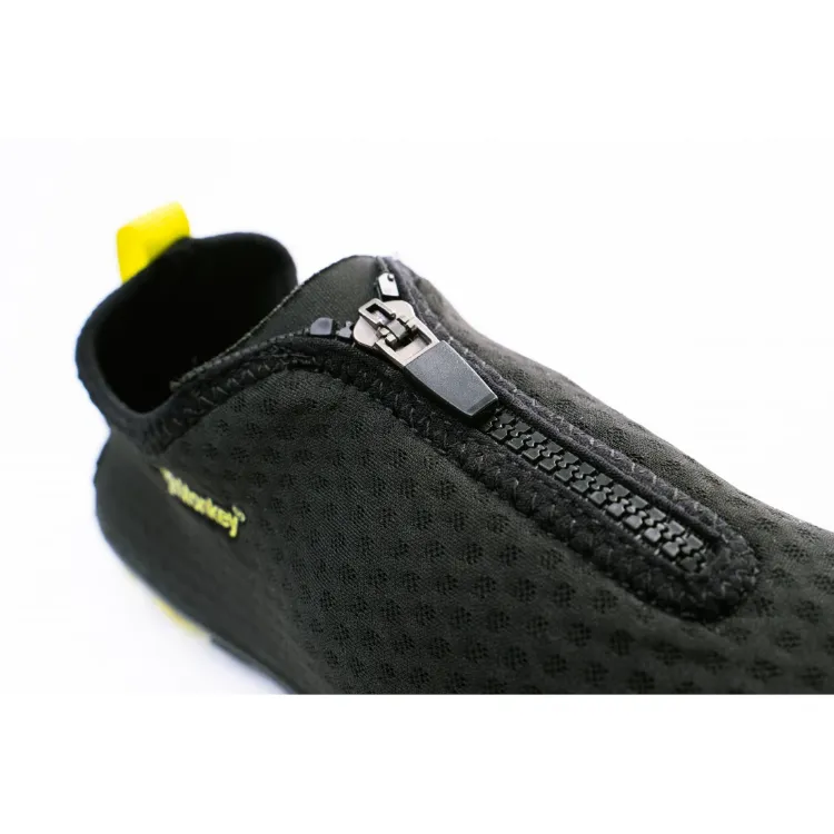 Picture of RidgeMonkey APEarel Dropback Aqua Shoes Black
